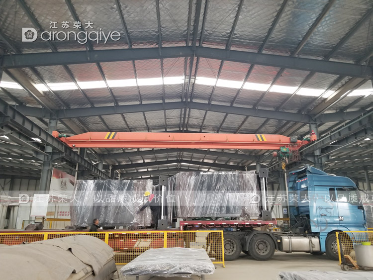 第四批廣東智能公交候車亭發貨圖三