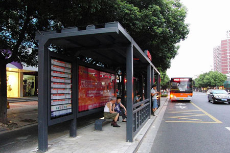 如何制作工具候車亭燈箱