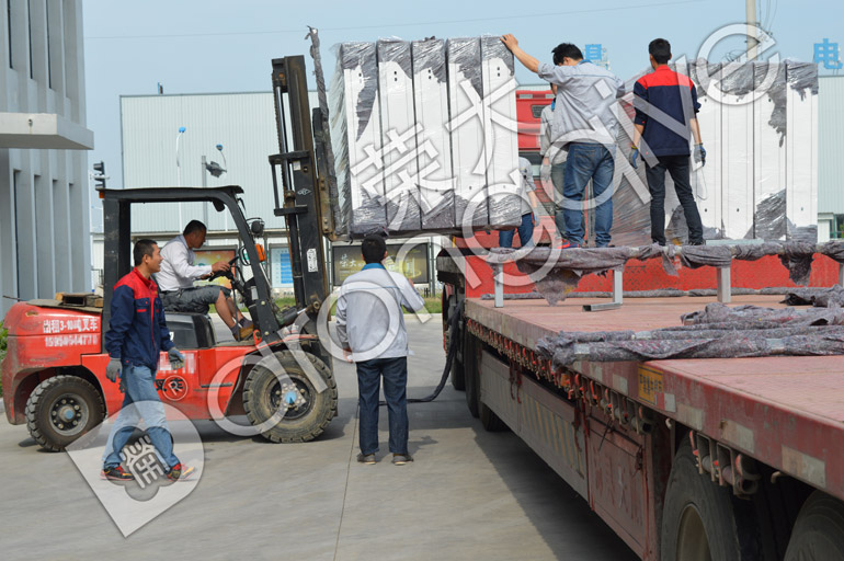 公共自行車棚裝車圖一