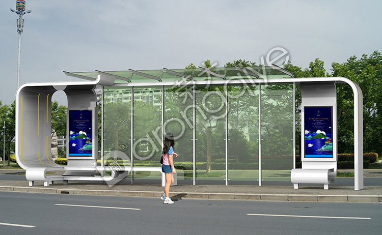 公交候車亭,一個(gè)集眾多輔助功能為一體的公共設(shè)施